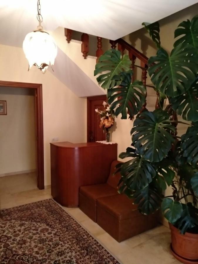 Hotel Corinto Pontevedra Bagian luar foto